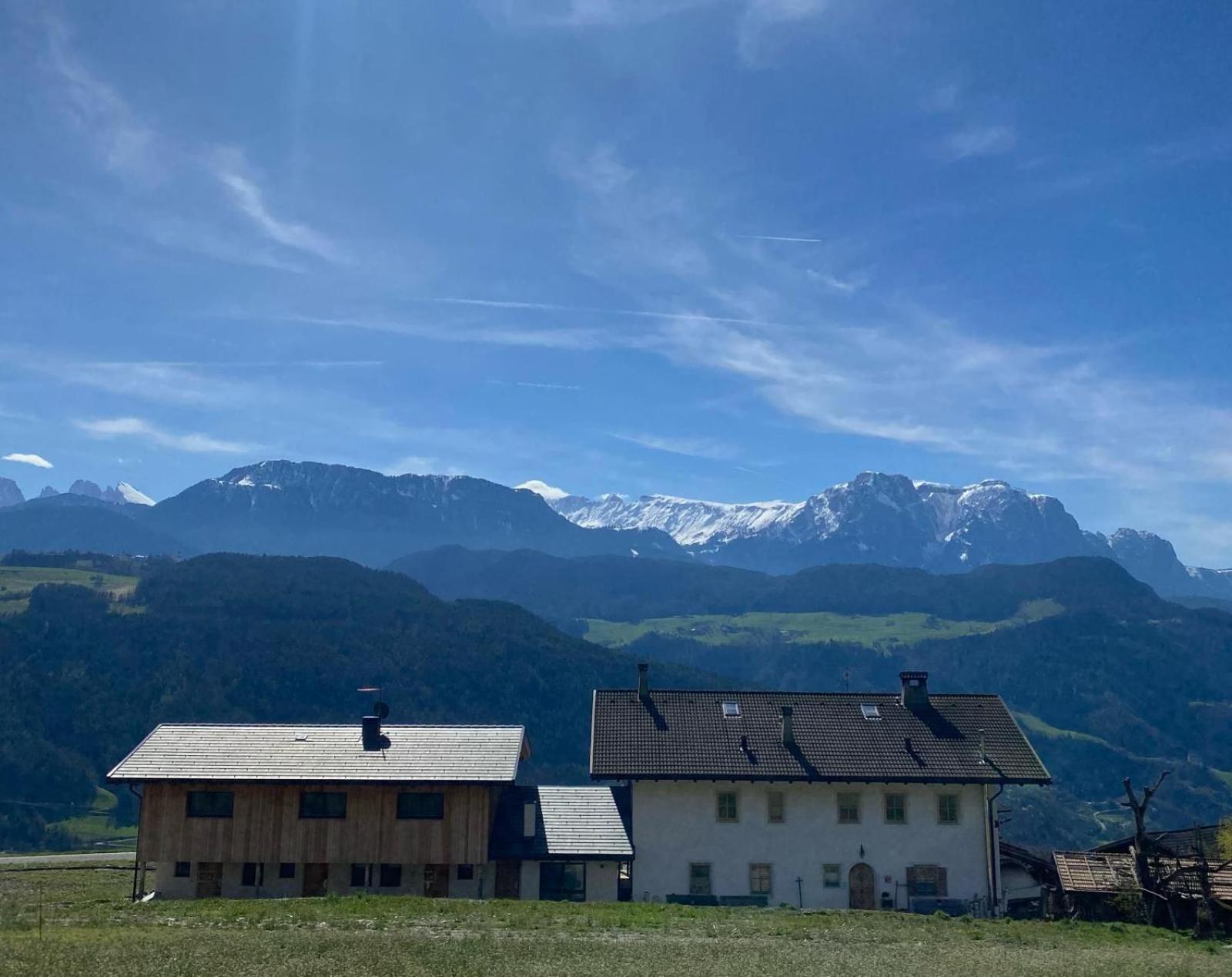 Schweiggerhof -Agriturismo- Farm Holidays Villandro Exterior photo